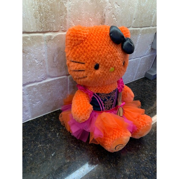 Build-A-Bear 2011 18” Halloween Hello Kitty LIKE NEW - Picture 4 of 10